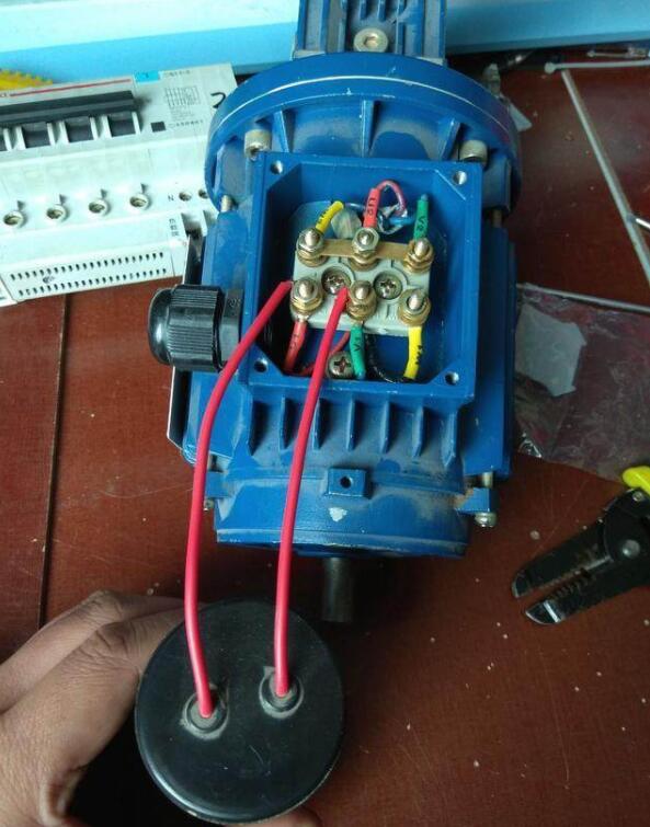 单相电怎么接三相异步电机可以用(图6) 单相电怎么接三相异步电机可以用(图6)