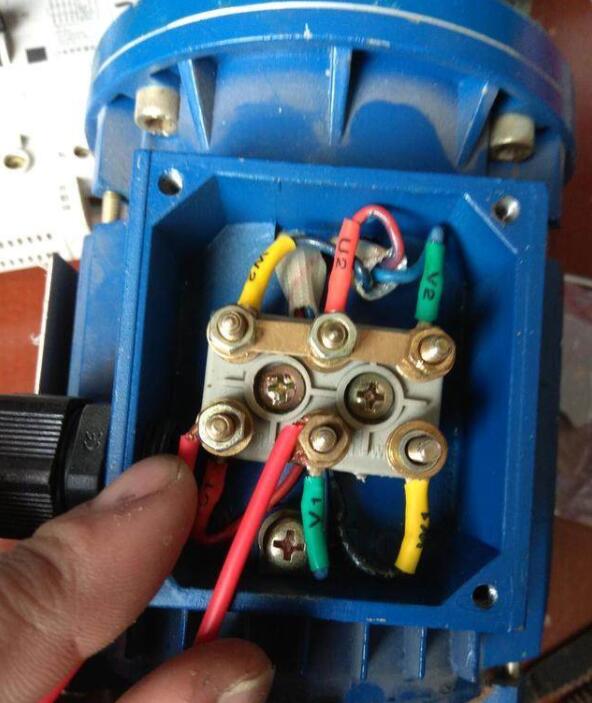 单相电怎么接三相异步电机可以用(图5) 单相电怎么接三相异步电机可以用(图5)